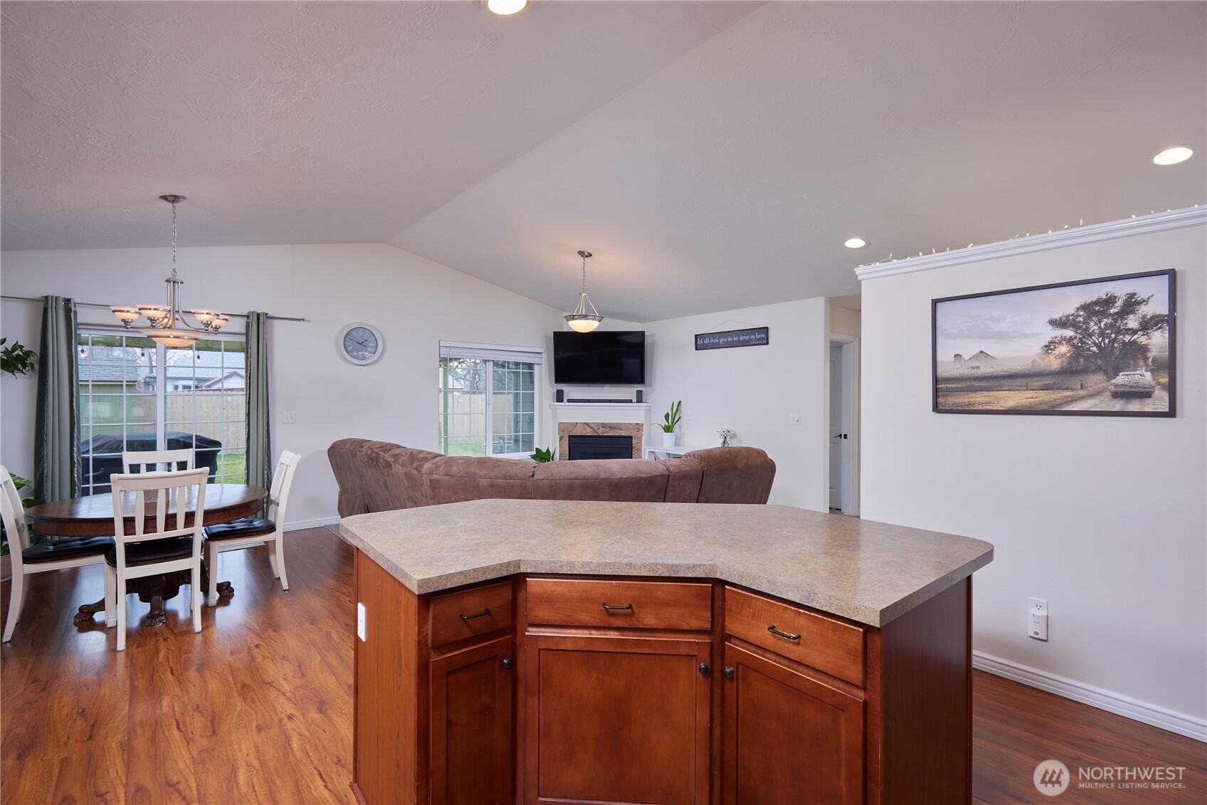 1608 Edmond Street Walla Walla, WA 99362 - Photo 11 of 40