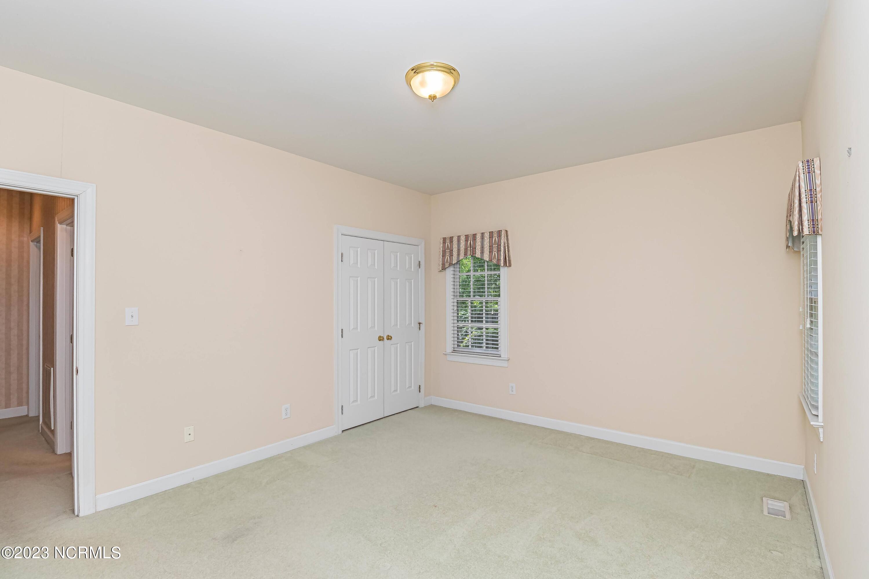 1409 Kings Branch Way Raleigh, NC 27614 - Photo 29 of 48 IMG_0966