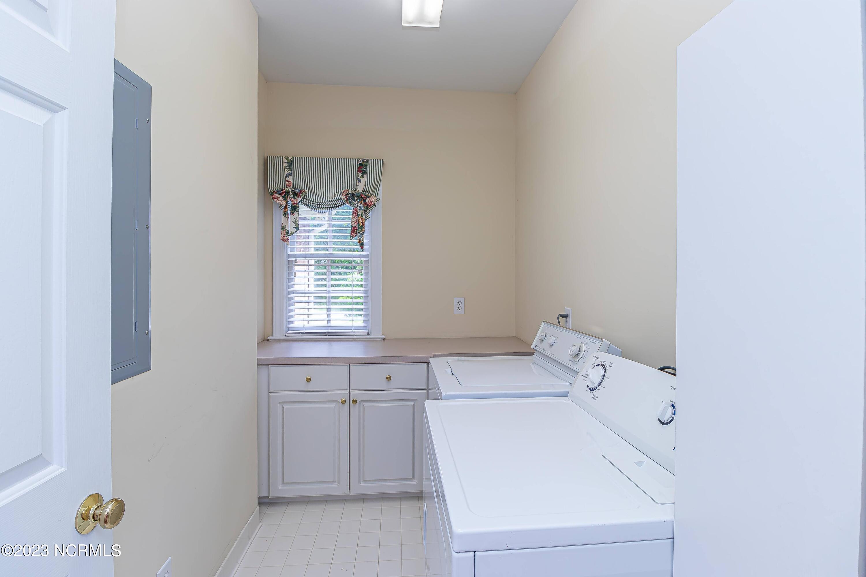 1409 Kings Branch Way Raleigh, NC 27614 - Photo 34 of 48 IMG_0939-Enhanced-NR
