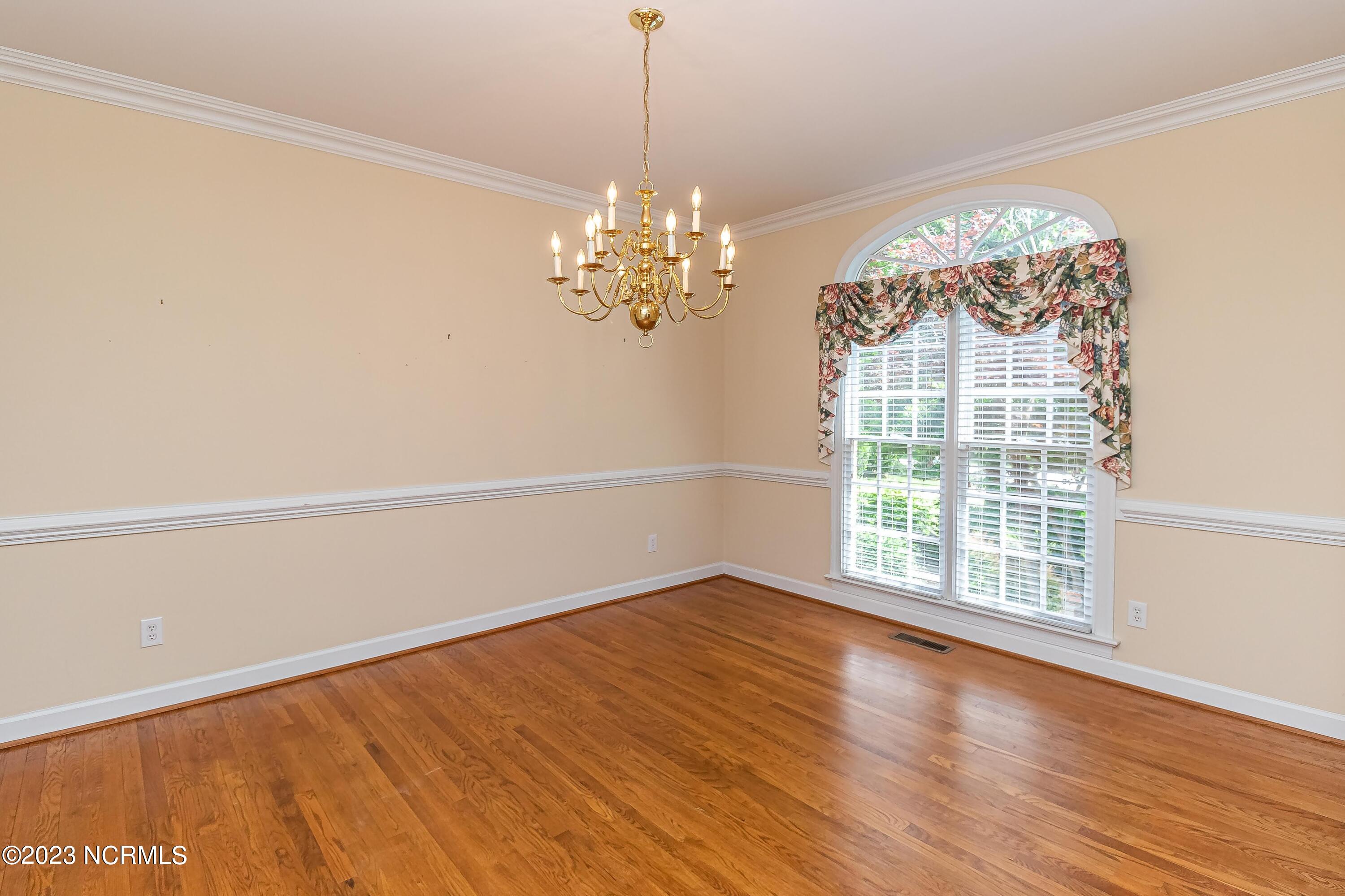 1409 Kings Branch Way Raleigh, NC 27614 - Photo 6 of 48 IMG_0928