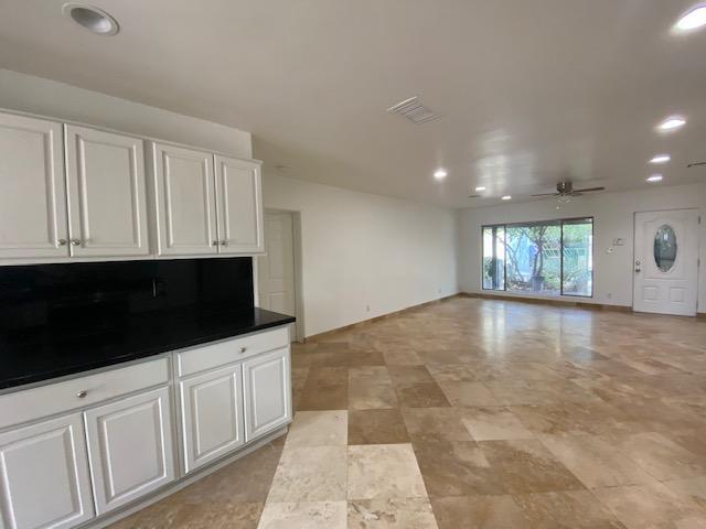 808 East Lamar Road Phoenix, AZ 85014 - Photo 5 of 25 IMG_0003