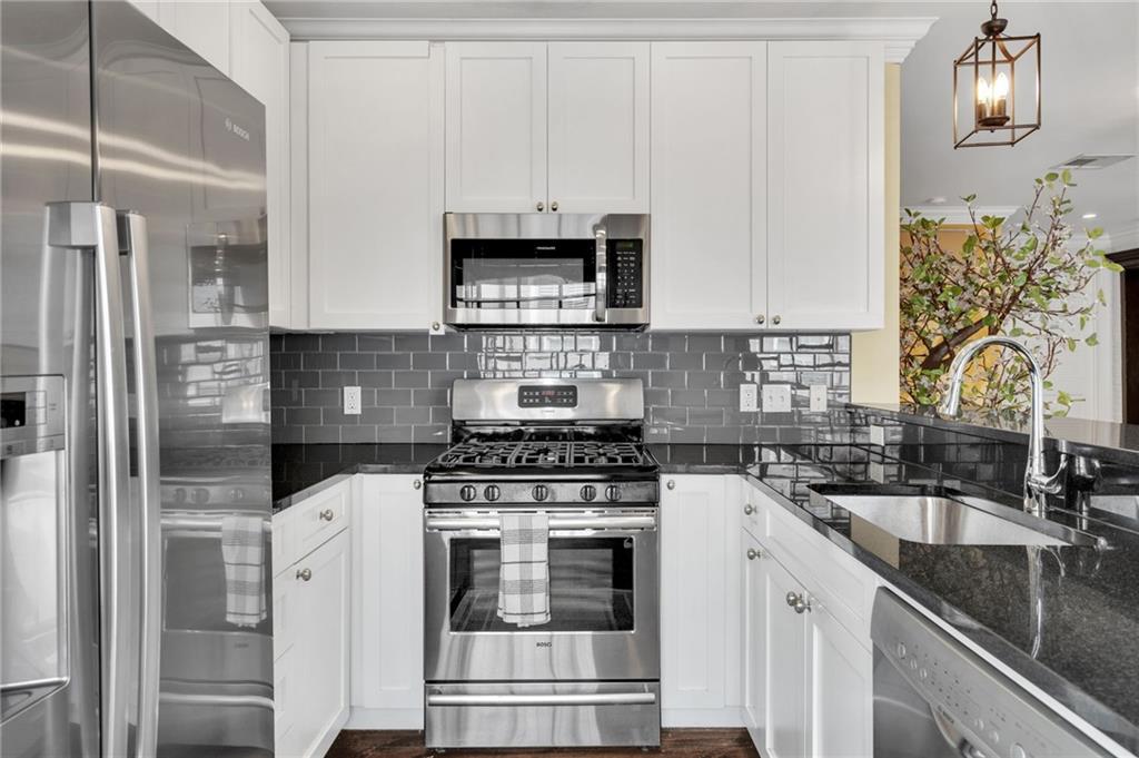 220 Decatur Street, Unit 405 New Orleans, LA 70130 - Photo 7 of 16