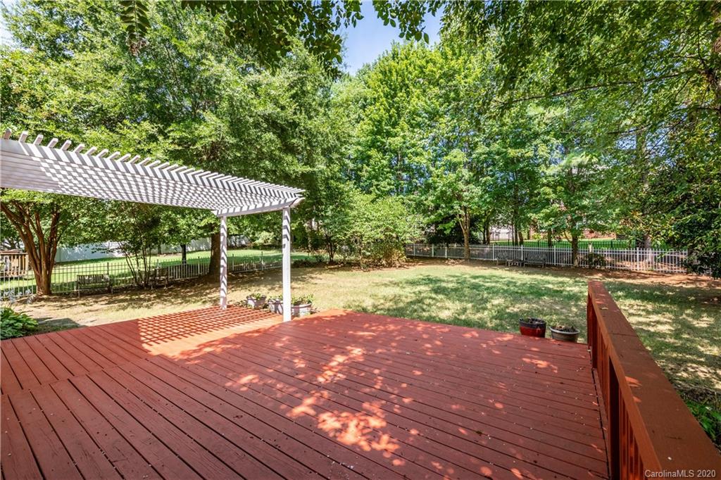 8609 Camberly Road Huntersville, NC 28078 - Photo 38 of 45 Gallery Image 38