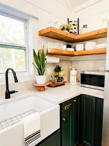 $1,800 | 300 Burbano Creekside Landing, Talking Rock, GA 30175