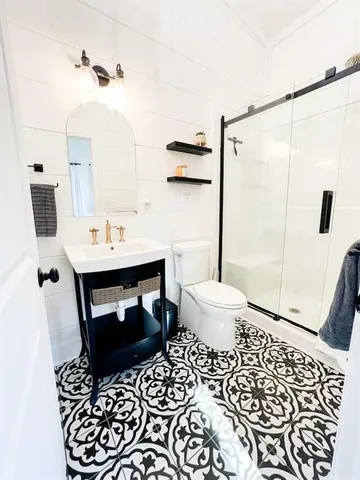 $1,800 | 300 Burbano Creekside Landing, Talking Rock, GA 30175