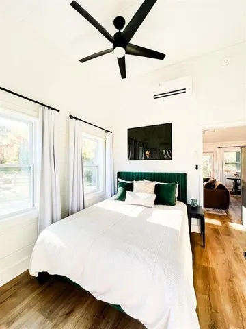 $1,800 | 300 Burbano Creekside Landing, Talking Rock, GA 30175