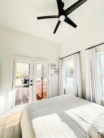 $1,800 | 300 Burbano Creekside Landing, Talking Rock, GA 30175