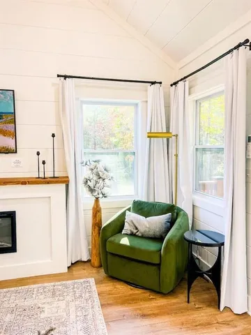 $1,800 | 300 Burbano Creekside Landing, Talking Rock, GA 30175