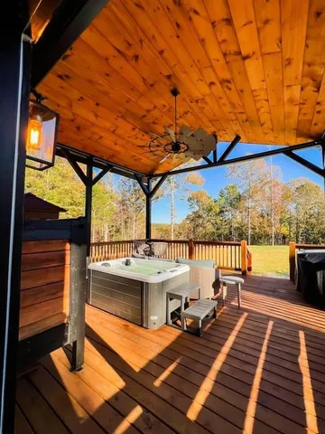 $1,800 | 300 Burbano Creekside Landing, Talking Rock, GA 30175