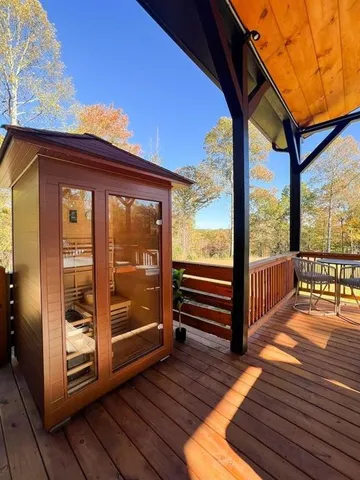 $1,800 | 300 Burbano Creekside Landing, Talking Rock, GA 30175