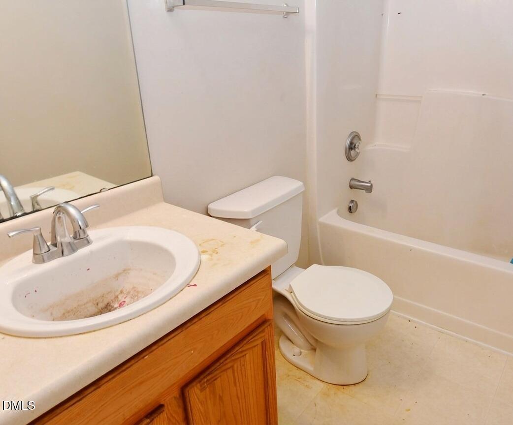3419 Marshlane Way Raleigh, NC 27610 - Photo 22 of 26 Bathroom 2