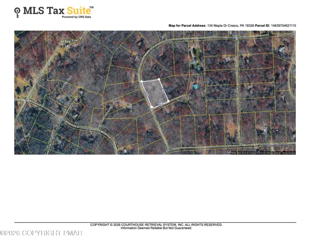 a black and white photo of a building