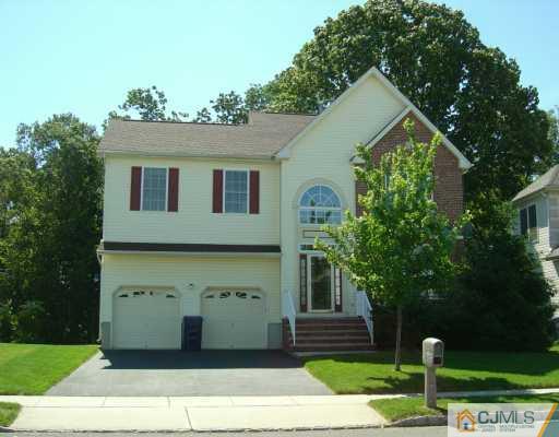 10 Timber Ridge Road North Brunswick, NJ 08902 - Photo 1 of 8