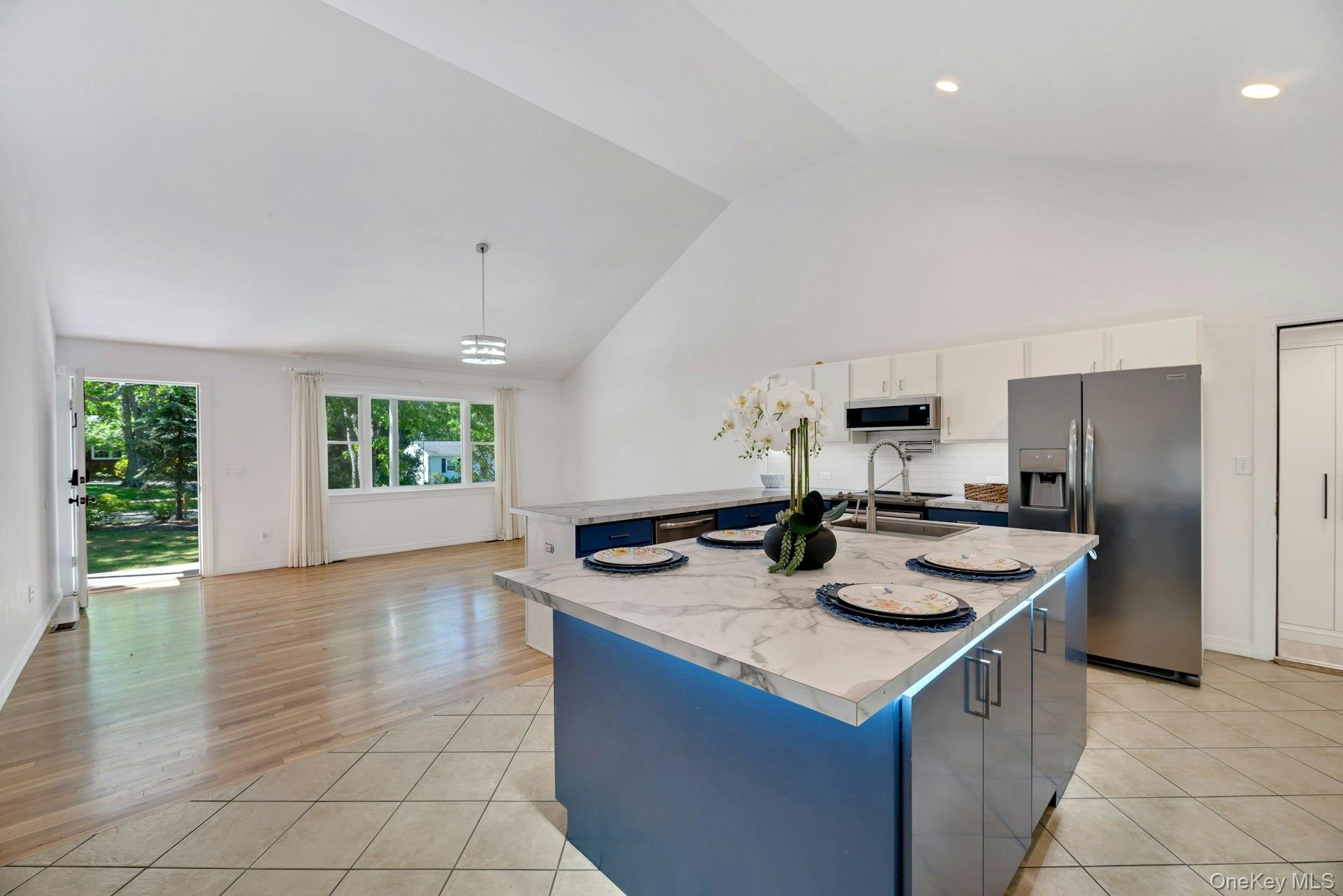 46 Sherwood Road Hampton Bays, NY 11946 - Photo 10 of 38