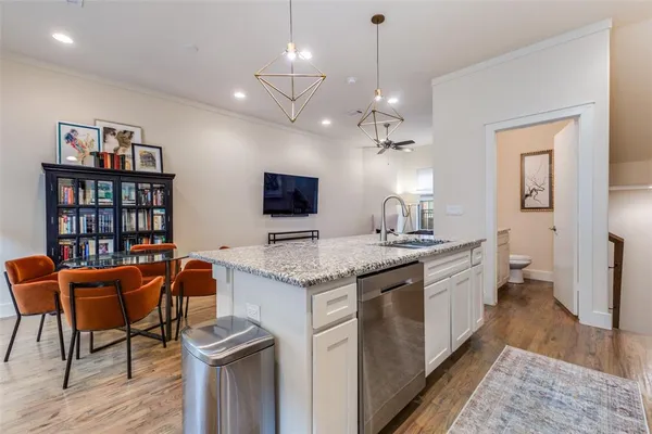 $3,100 | 5909 Ross Avenue, Unit 3, Dallas, TX 75206