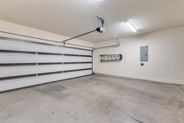 $3,100 | 5909 Ross Avenue, Unit 3, Dallas, TX 75206