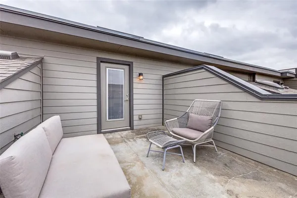 $3,100 | 5909 Ross Avenue, Unit 3, Dallas, TX 75206