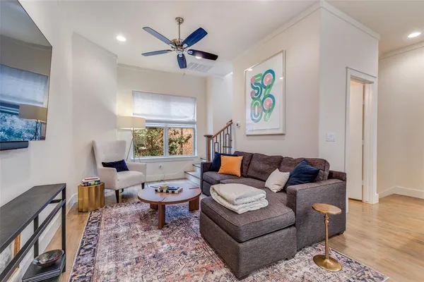 $3,100 | 5909 Ross Avenue, Unit 3, Dallas, TX 75206