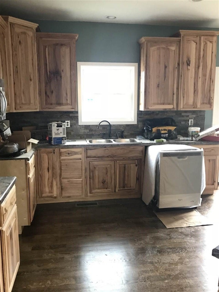688 Stoney Point Church Road Smiths Grove, KY 42171 - Photo 3 of 13 Gallery Image 3