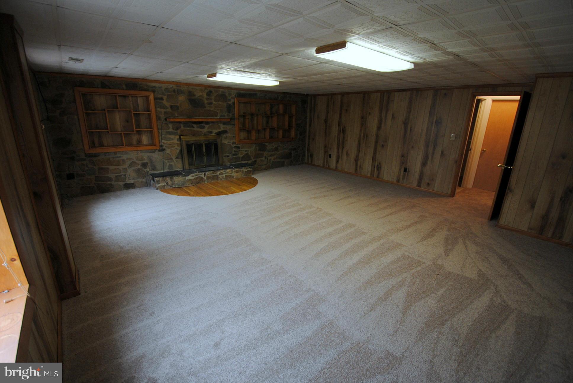 155 Fishpaw Road Berryville, VA 22611 - Photo 20 of 27 Family Room