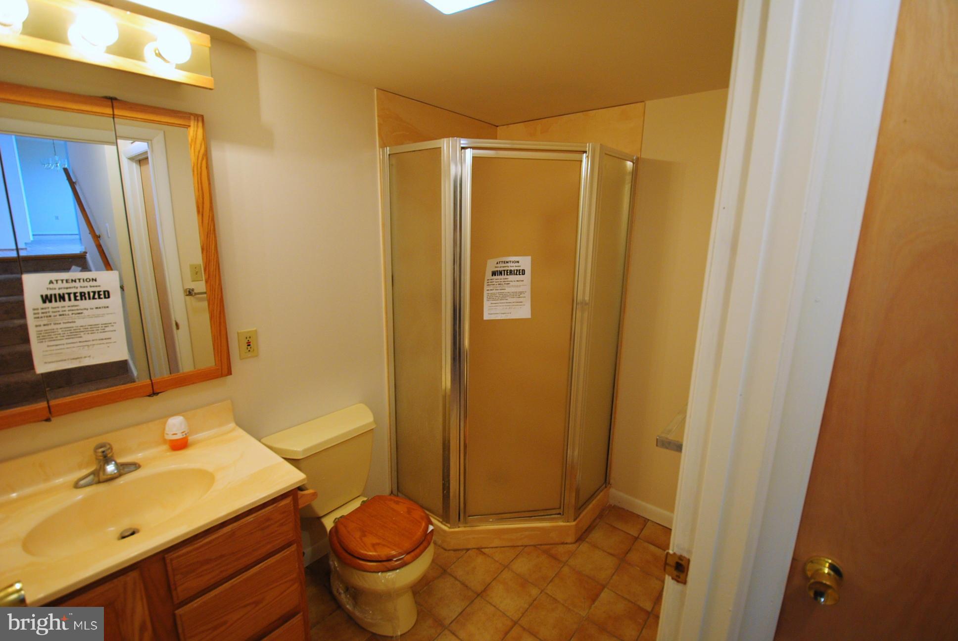 155 Fishpaw Road Berryville, VA 22611 - Photo 22 of 27 Bath