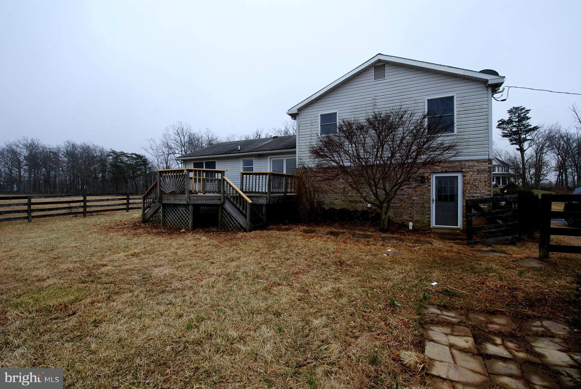 155 Fishpaw Road Berryville, VA 22611 - Photo 23 of 27 Exterior (Rear)