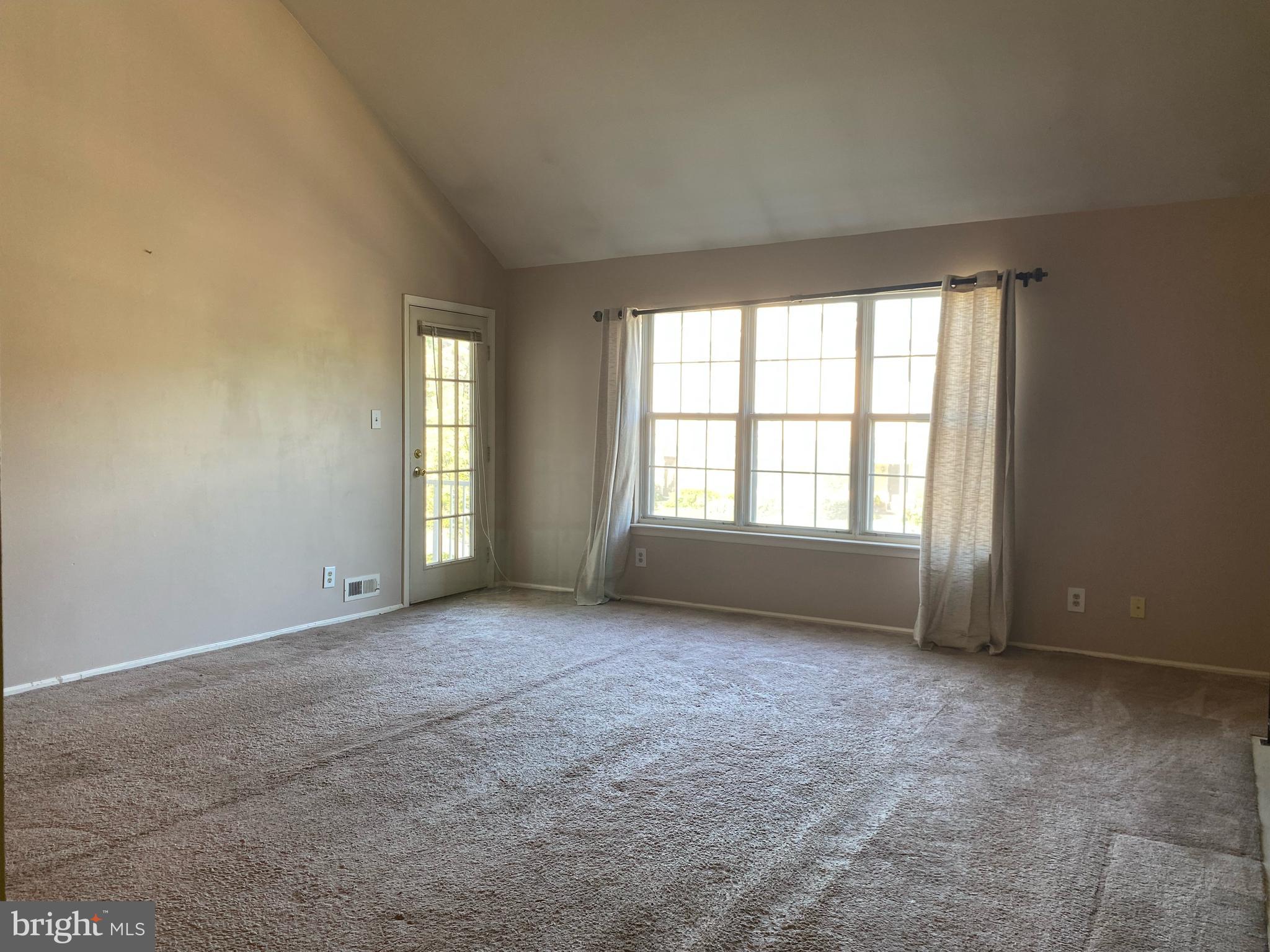 902 B Ralston Drive Mount Laurel, NJ 08054 - Photo 3 of 17