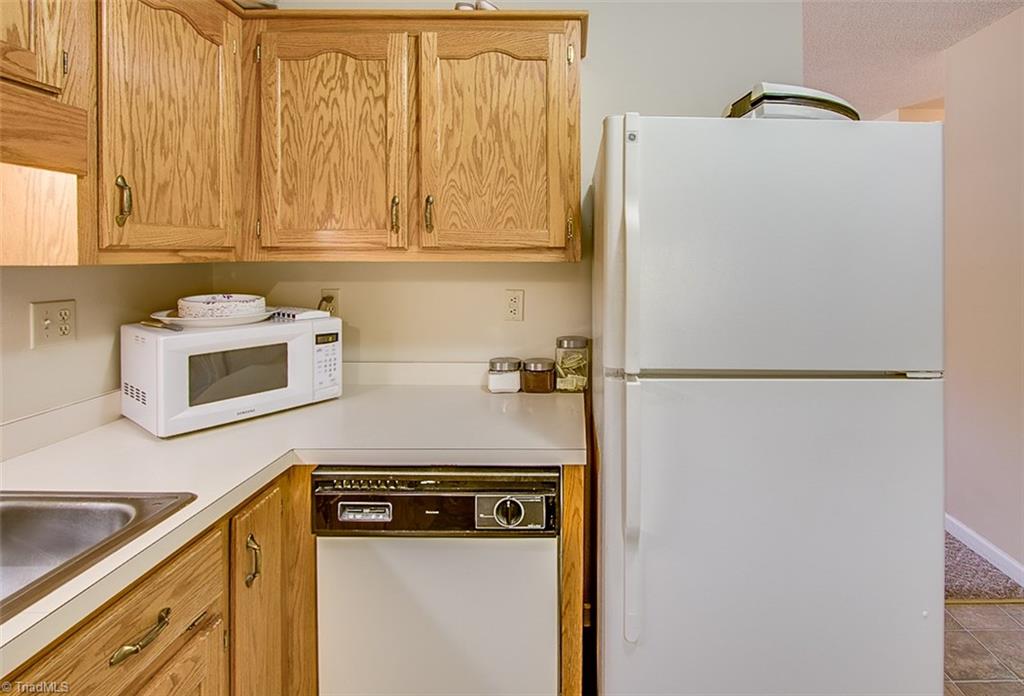 245 Hampton Road, Unit 5D Asheboro, NC 27203 - Photo 9 of 26 Gallery Image 9
