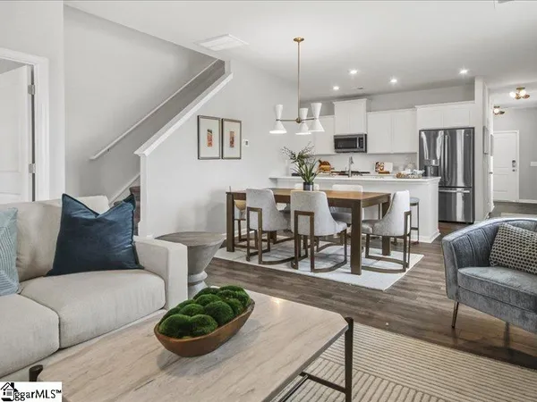 $299,985 | 17 Reames Court, Greenville, SC 29611