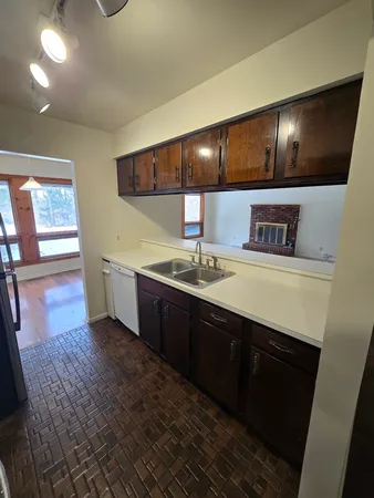 $349,000 | 905 Hickory Road, Woodstock, IL 60098