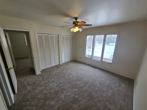 $349,000 | 905 Hickory Road, Woodstock, IL 60098