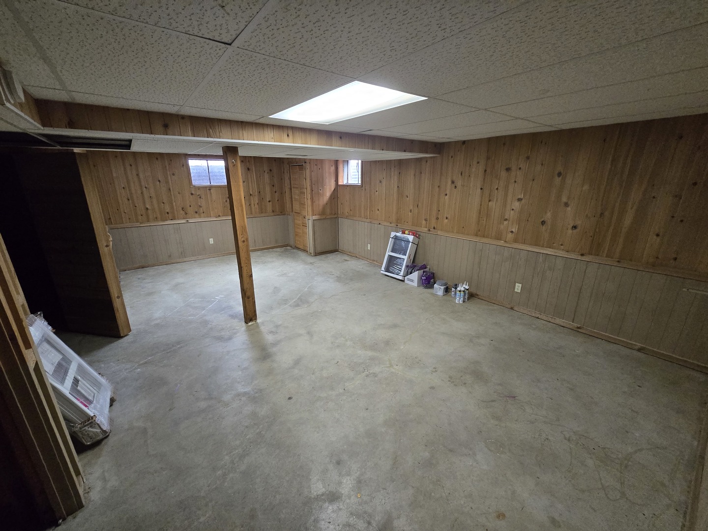 905 Hickory Road Woodstock, IL 60098 - Photo 32 of 32 a view of a room with gym equipment