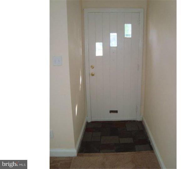 122 Normandy Road Upper Darby, PA 19082 - Photo 3 of 13