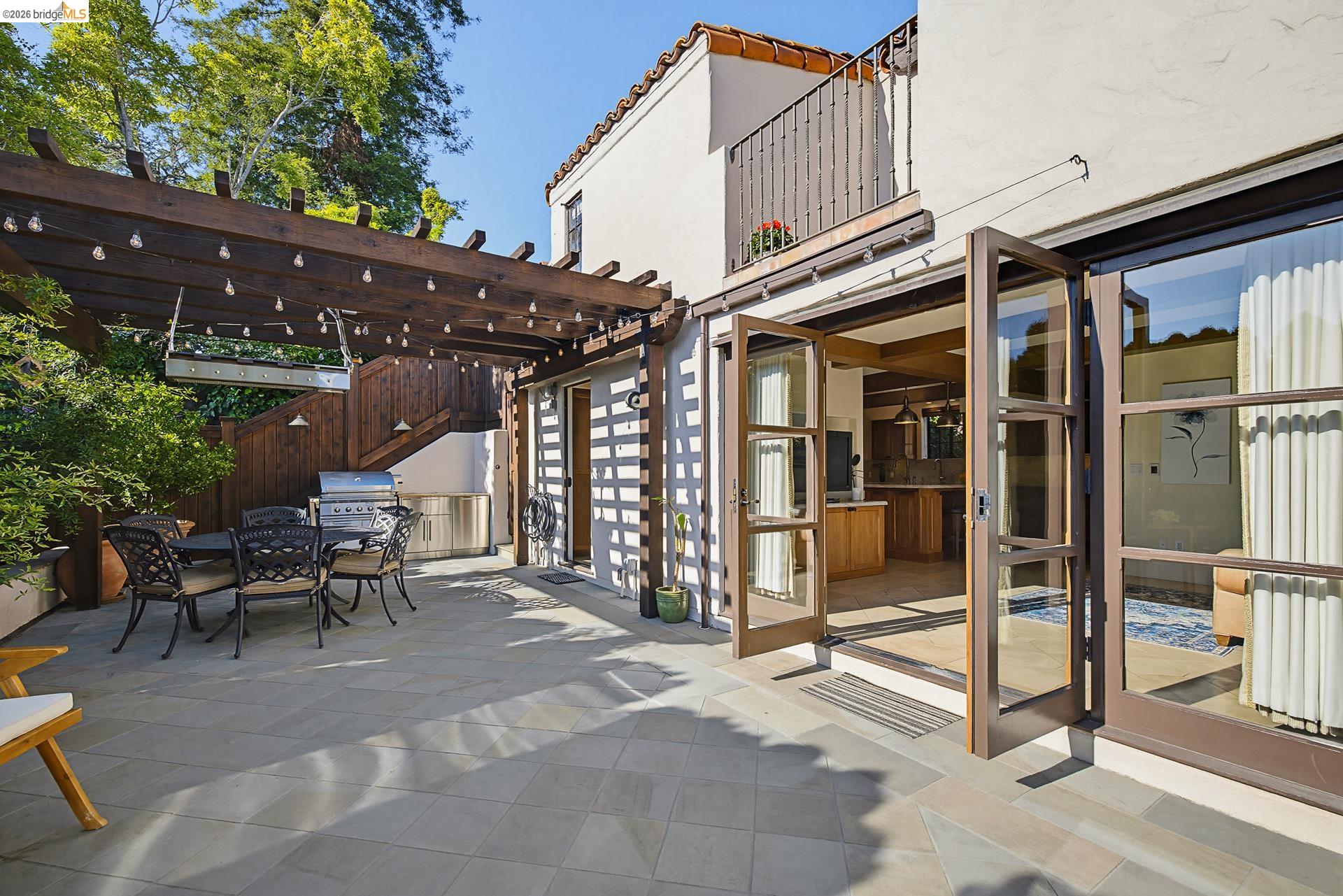 17 Roble Court Berkeley, CA 94705 - Photo 27 of 73