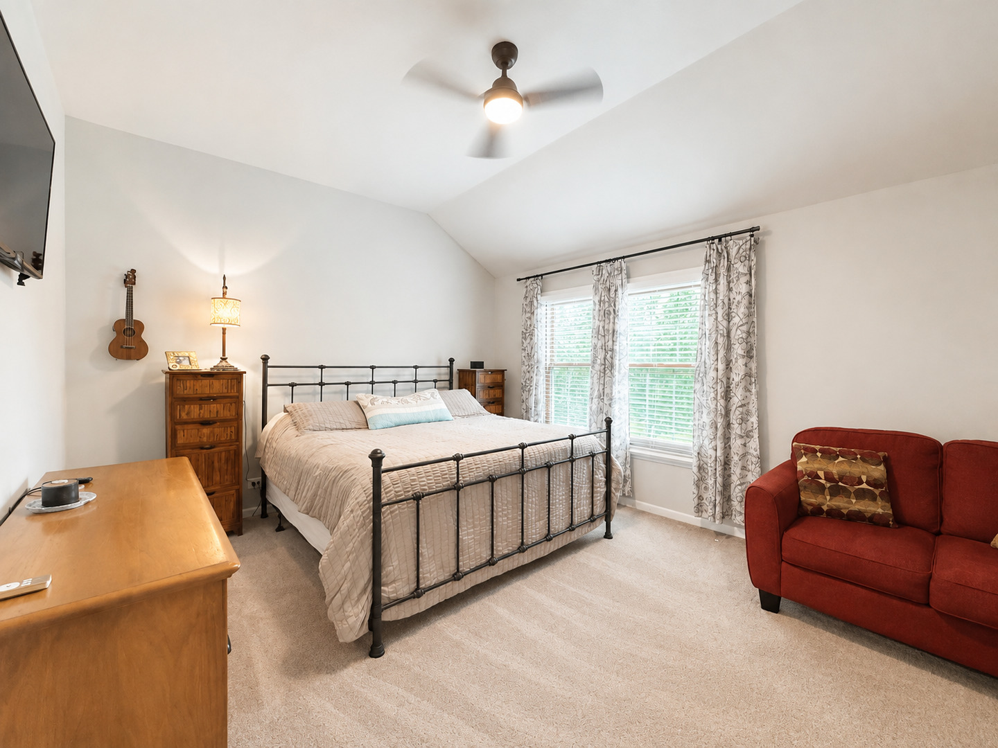 772 Brookstone Road Grayslake, IL 60030 - Photo 11 of 24 Gallery Image 11