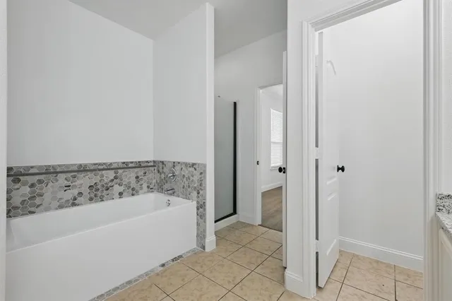 $300,000 | 924 Charleston Lane, Savannah, TX 76227