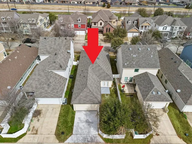 $300,000 | 924 Charleston Lane, Savannah, TX 76227