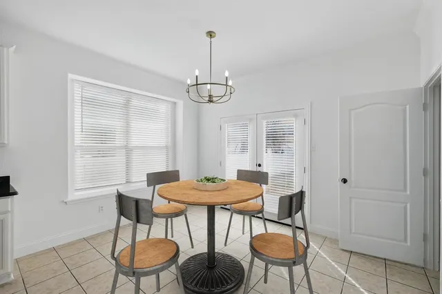 $300,000 | 924 Charleston Lane, Savannah, TX 76227