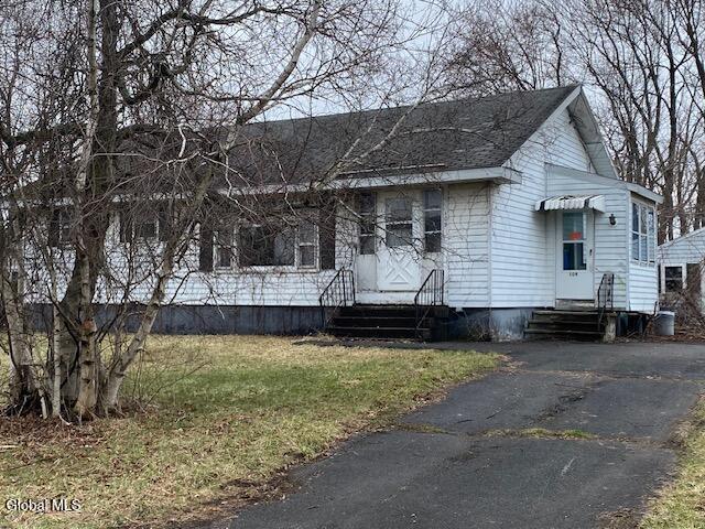 109 Fonda Road Colonie, NY 12047 - Photo 3 of 4 IMG_6479