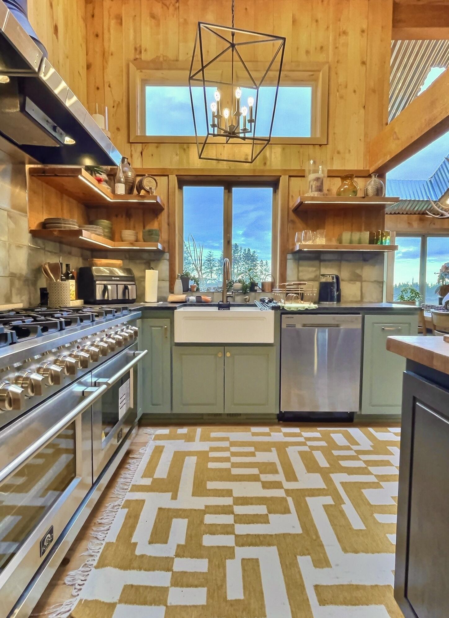 60359 Arnold Market Road Bend, OR 97702 - Photo 15 of 64 functional chef's kitchen with new (12) burner 60" commercial range and double-oven