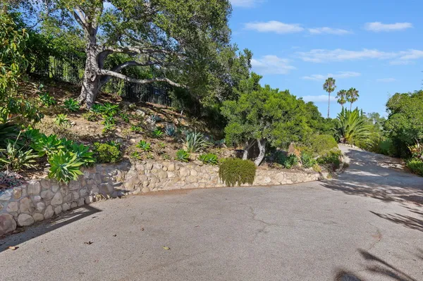 $8,500 | 909 Alameda Padre Serra, Santa Barbara, CA 93103