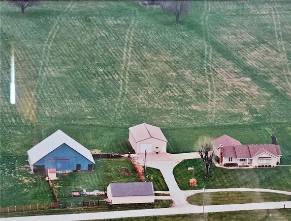 $925,000 | 34808 East 339th Street, Garden City, MO 64747
