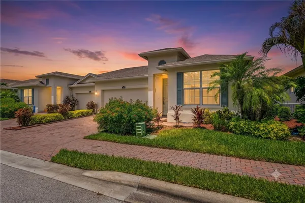 $350,000 | 1849 Oak Grove Court, Vero Beach, FL 32966