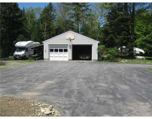 644 Genthner Road Waldoboro, ME 04572 - Photo 20 of 20 Parking Lot/Garage.