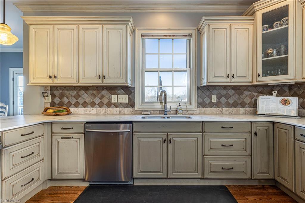 8890 Cravenwood Drive Oak Ridge, NC 27310 - Photo 14 of 49 Gallery Image 14