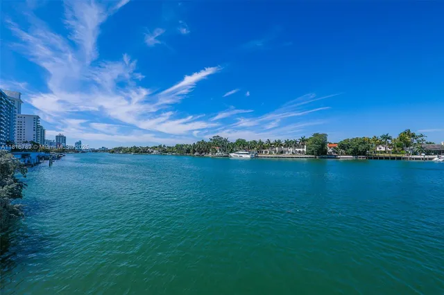 $2,900 | 5838 Collins Avenue, Unit 15D, Miami Beach, FL 33140