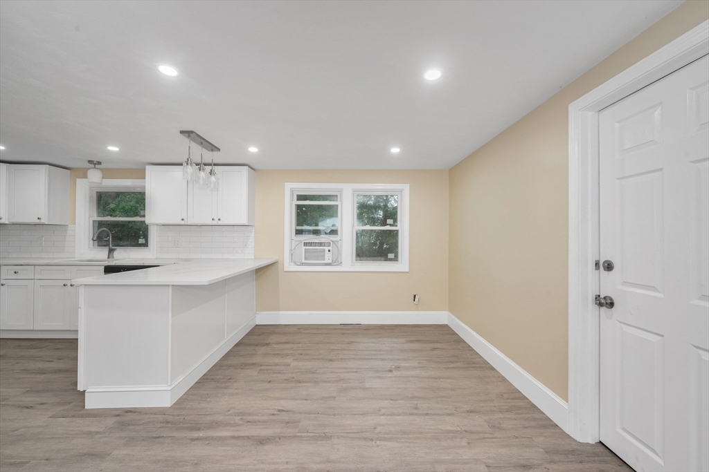 36 Poplar Road Brockton, MA 02301 - Photo 8 of 30