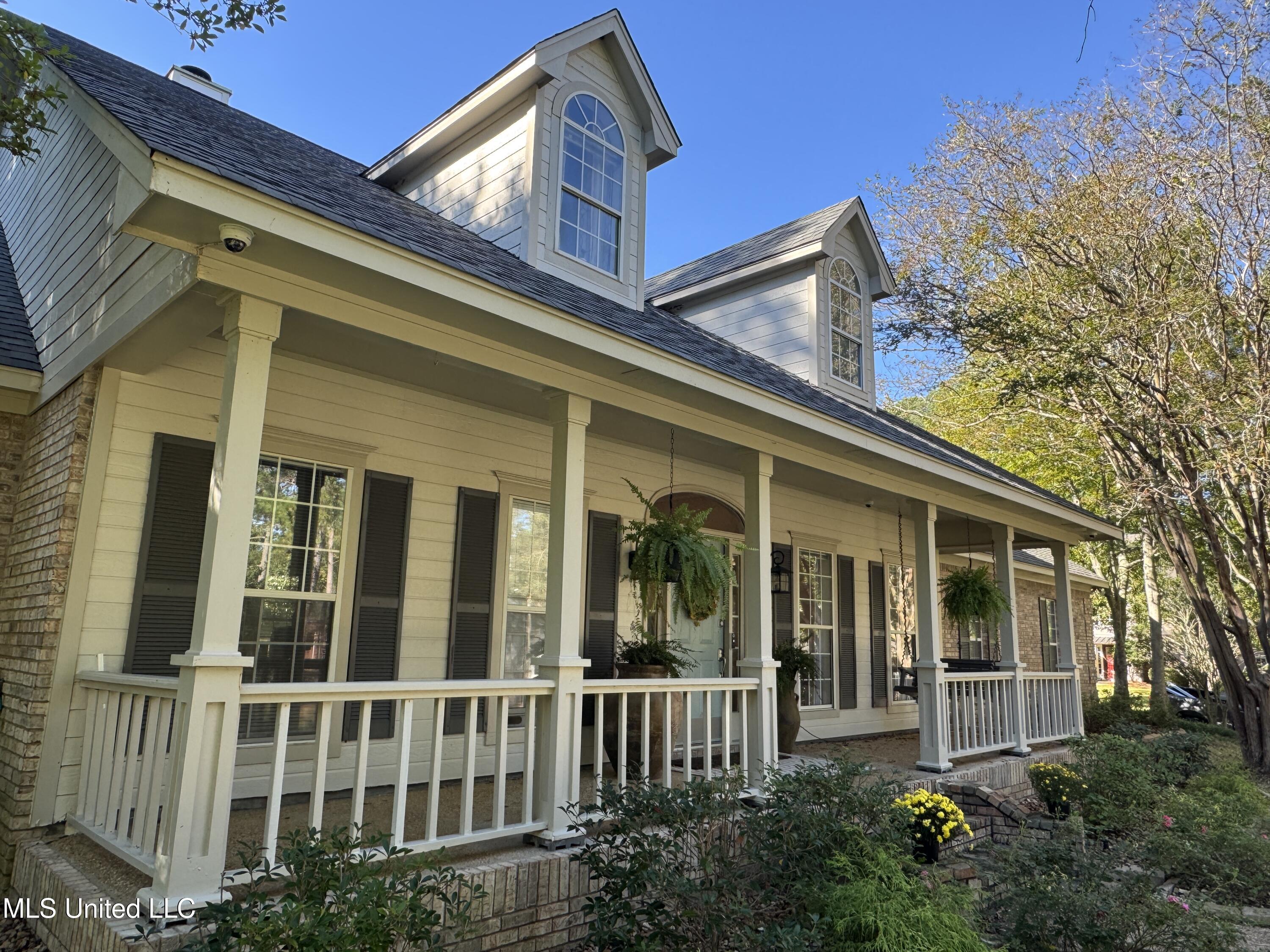 600 Pinecrest Drive Madison, MS 39110 - Photo 2 of 29 IMG_4169