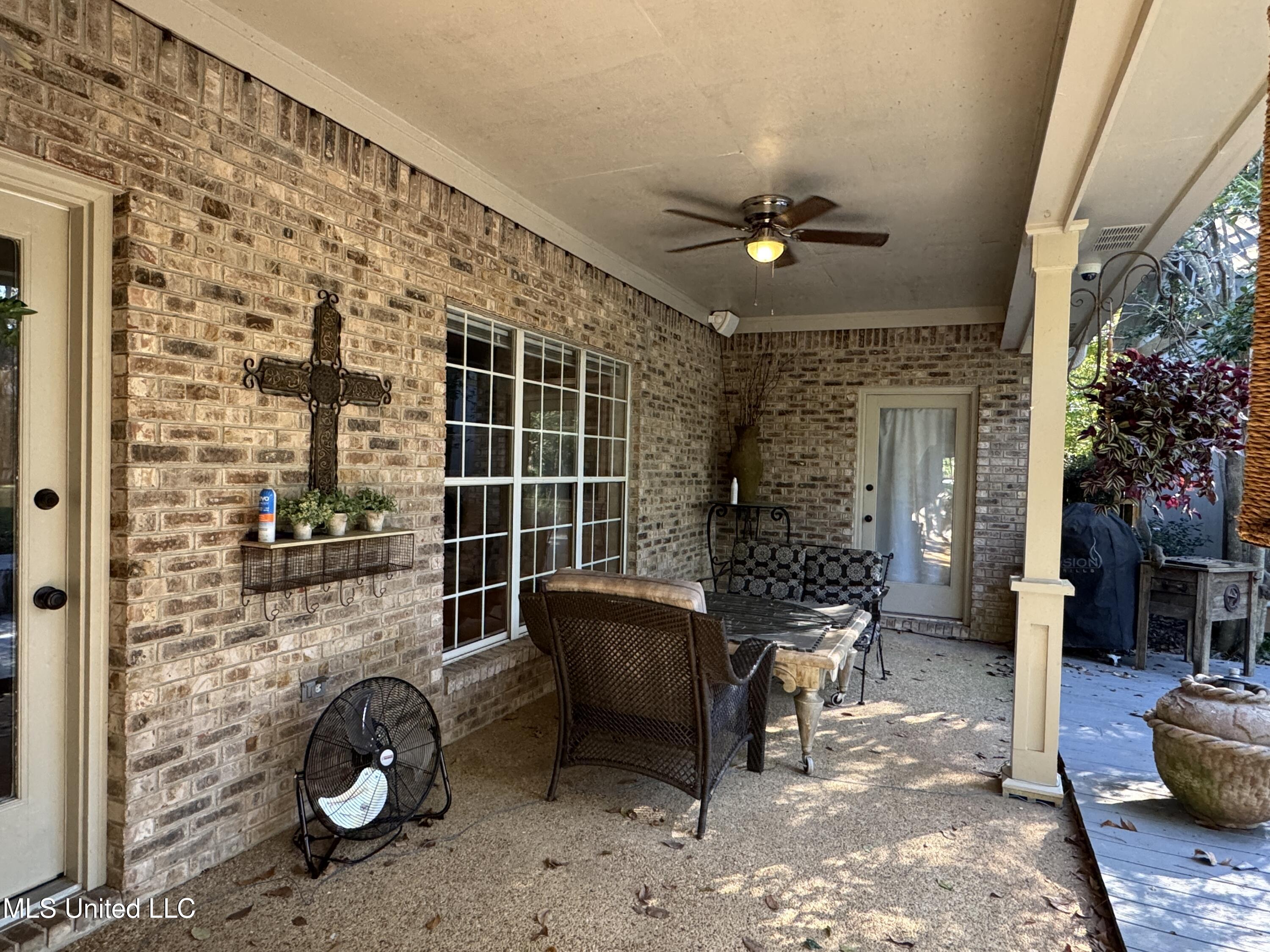 600 Pinecrest Drive Madison, MS 39110 - Photo 7 of 29 IMG_4149