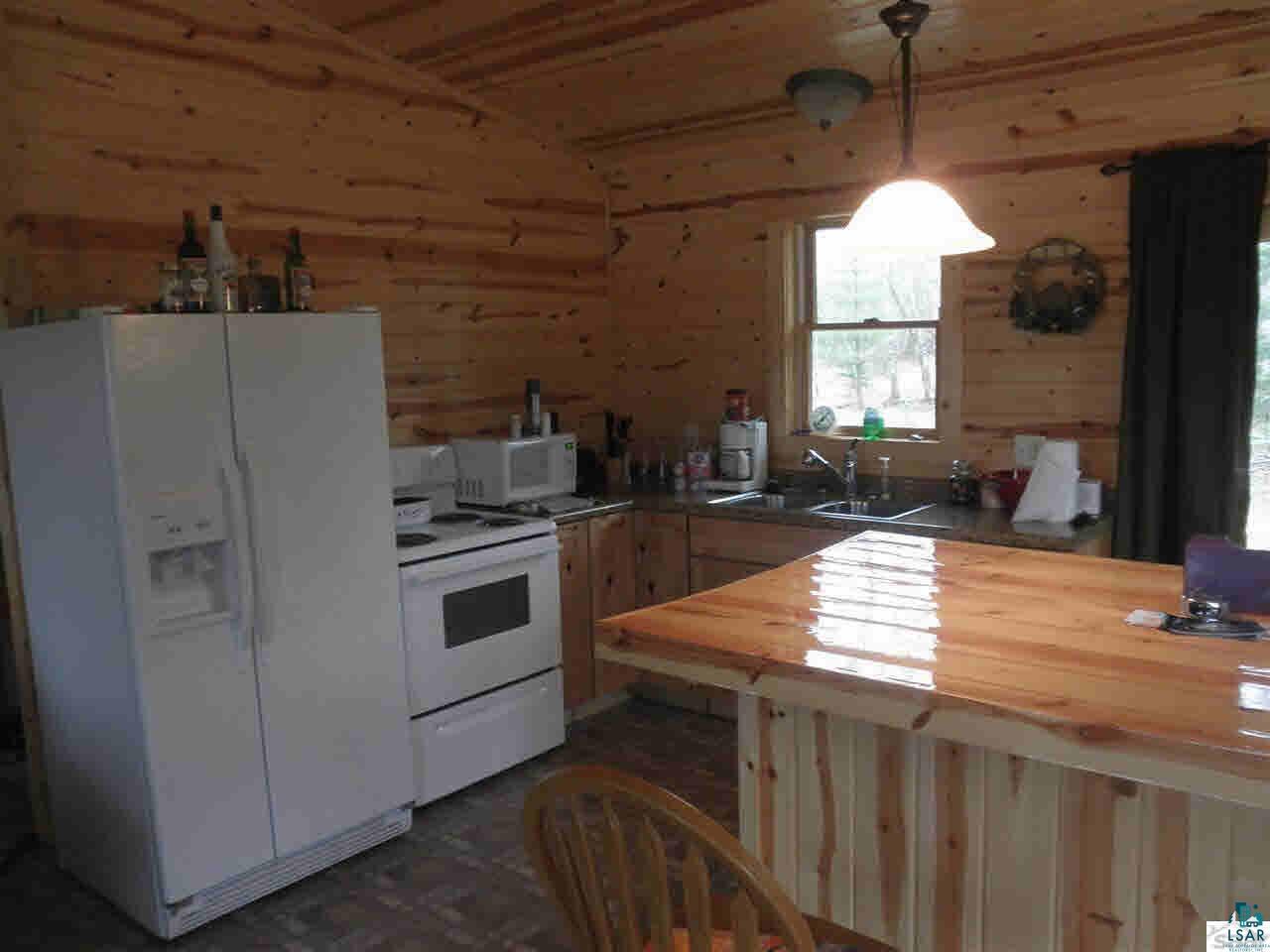 2615 Carlson Road Foxboro, WI 54836 - Photo 3 of 12 Gallery Image 3